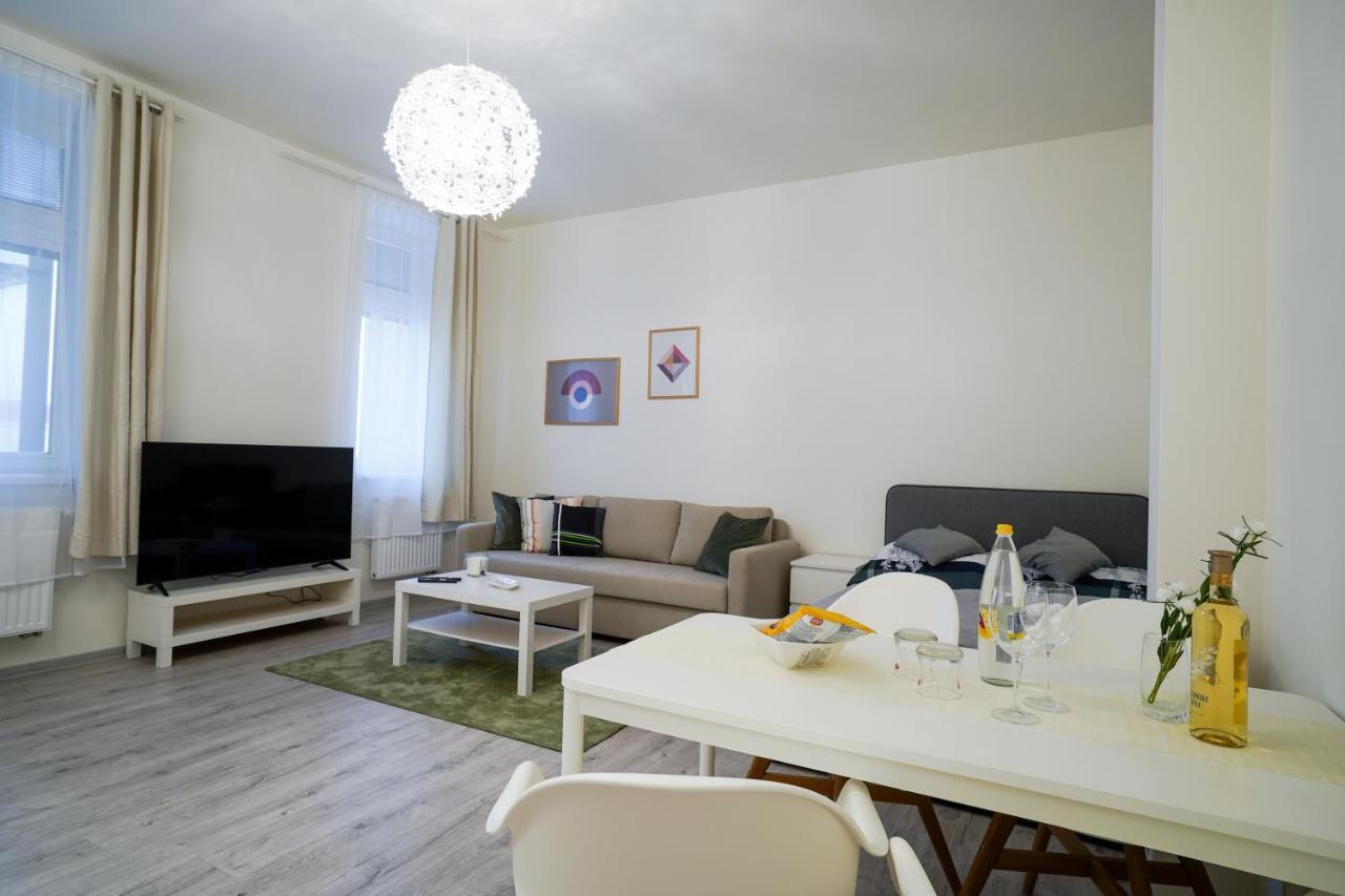Lucy'S Apartments 2 Olomouc Luaran gambar