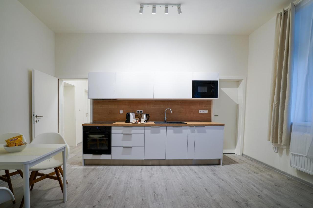 Lucy'S Apartments 2 Olomouc Luaran gambar